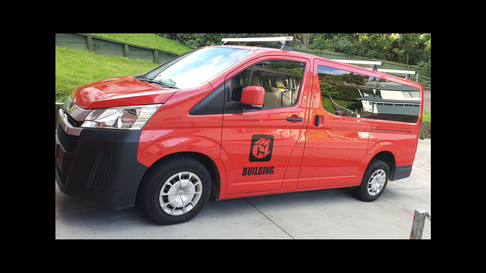 //mclbuilding.co.nz/wp-content/uploads/2024/10/work-van02ai.jpg
